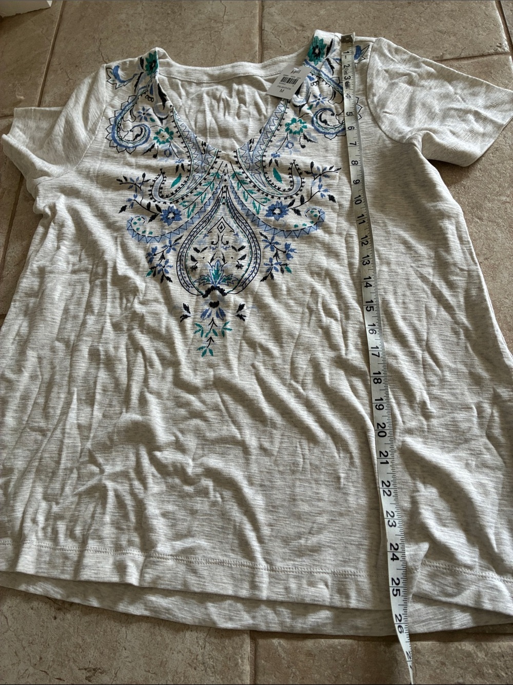 J. Jill White Short Sleeve V-Neck Top with Blue & Teal Embroidery